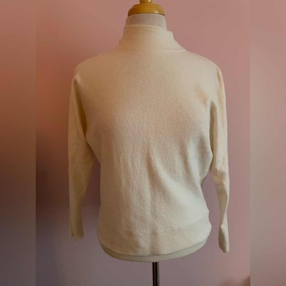 Nicole Miller Cream Turtleneck Sweater